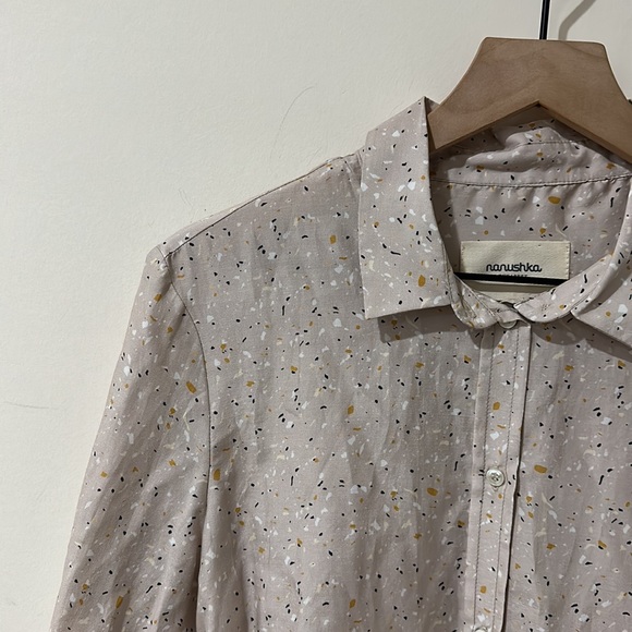• Nanushka • Women’s Button Down Long Sleeve Tan / Cream with Print Large - Picture 2 of 4
